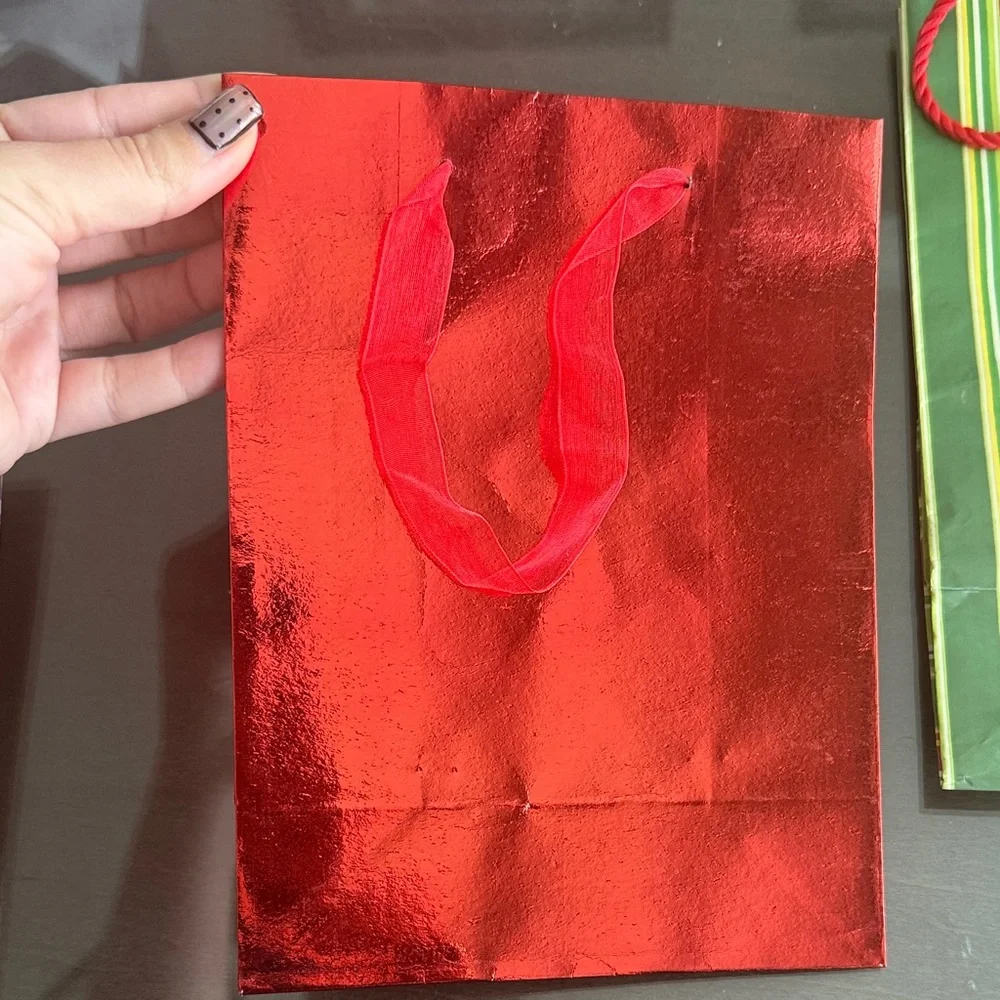 Colorful Gift Bags for Parties ( total of 6)
